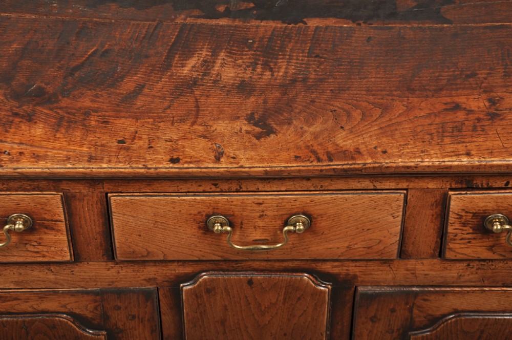 Mid 18th Century Oak Dresser Base View VIII