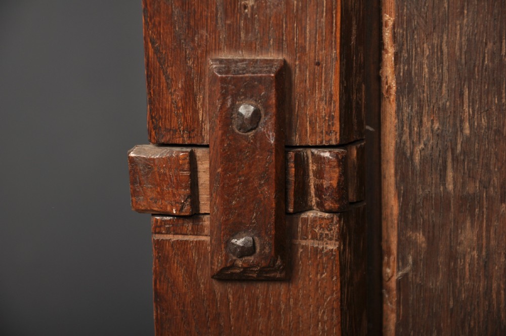 Mid 18th Century Oak Dresser Base View XIV