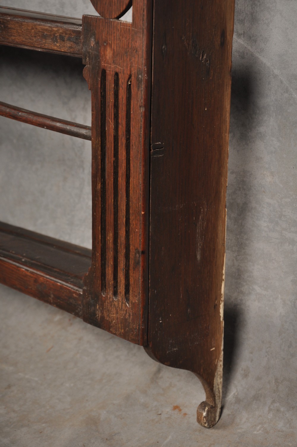 18th Century Oak Wall Rack  View XII