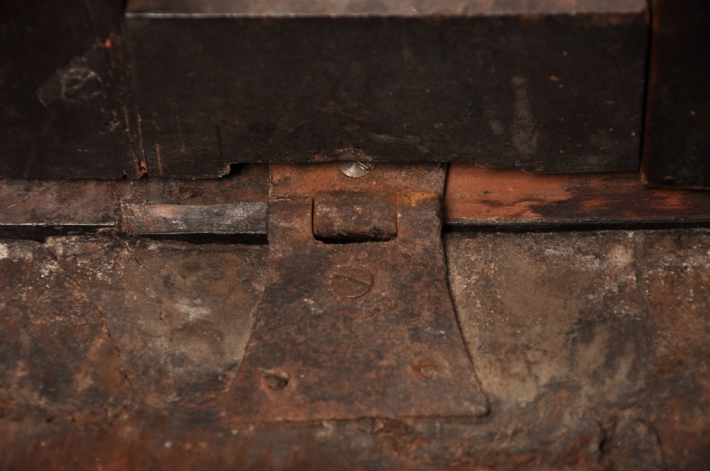 Rare 17th Century Yew Wood Gateleg Table  View XVI