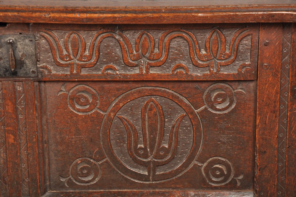 Small 17th Century Oak Coffer  View IX