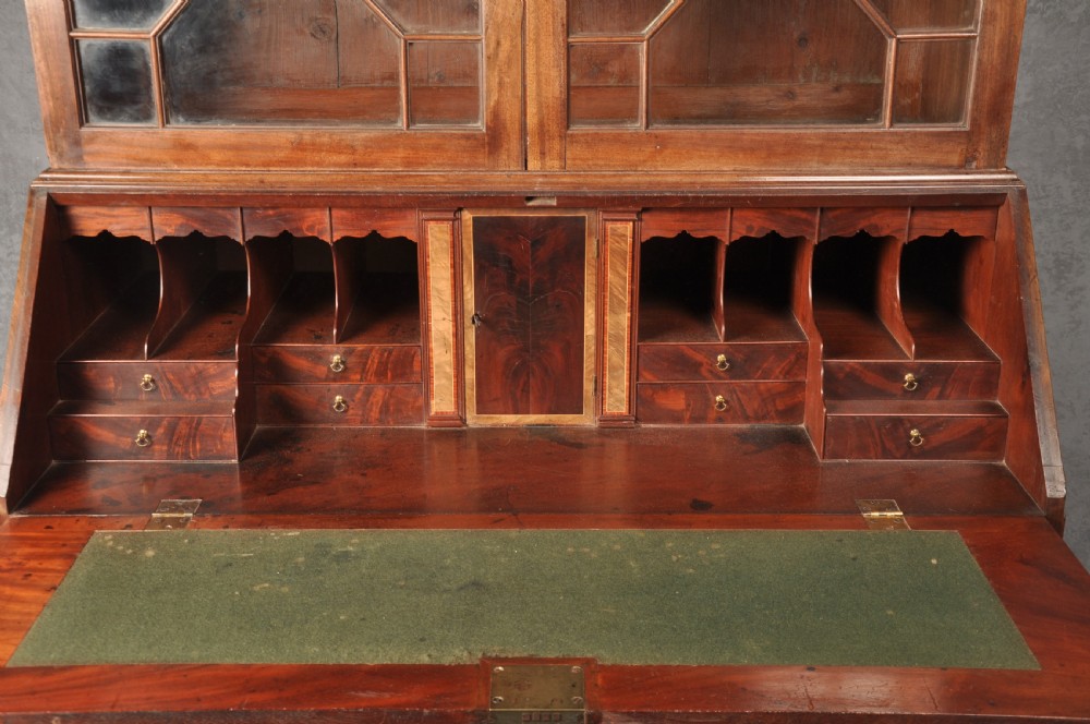 Fine 18th Century Mahogany Bureau Bookcase  View III