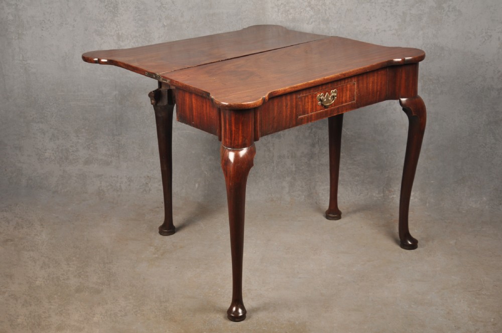 Small 18th Century Mahogany Tea Table View IX