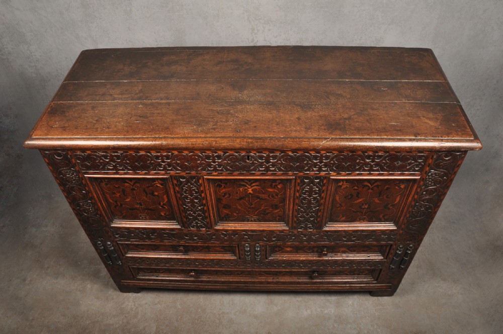 17th Century Oak & Inlaid Leeds Coffer  View XIII