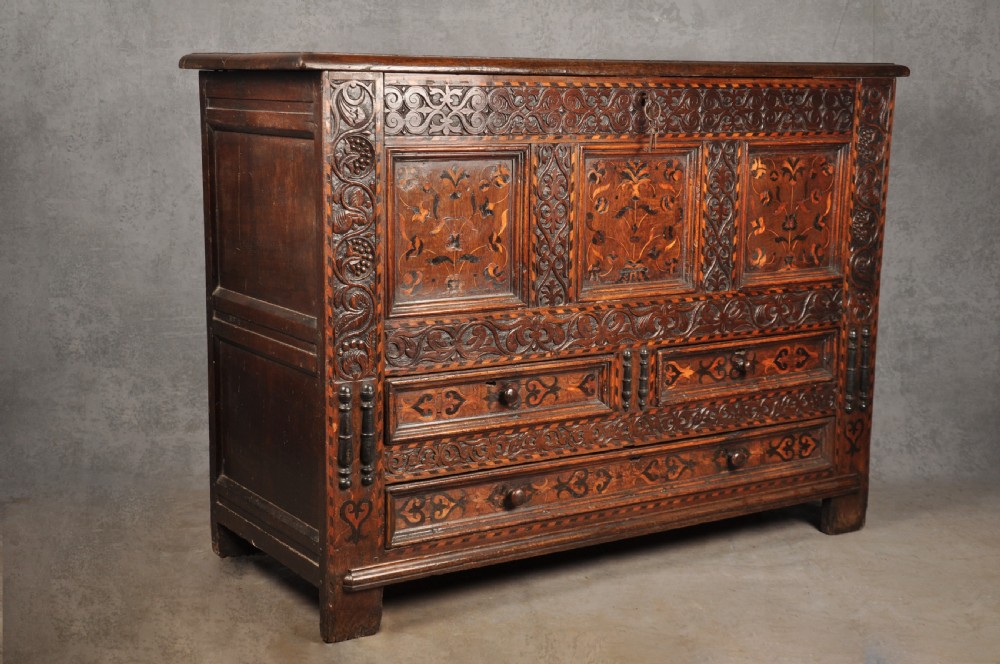 17th Century Oak & Inlaid Leeds Coffer  View XV