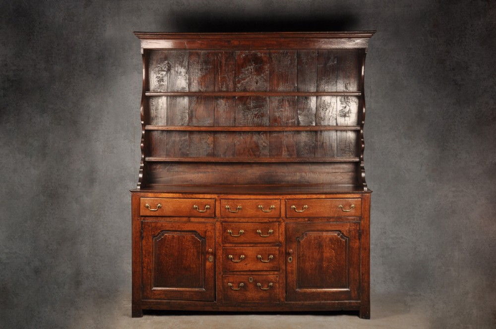 18th Century Welsh Oak Dresser 