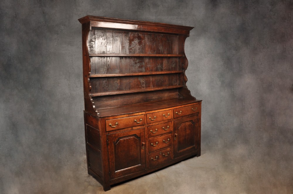 18th Century Welsh Oak Dresser  View XIV