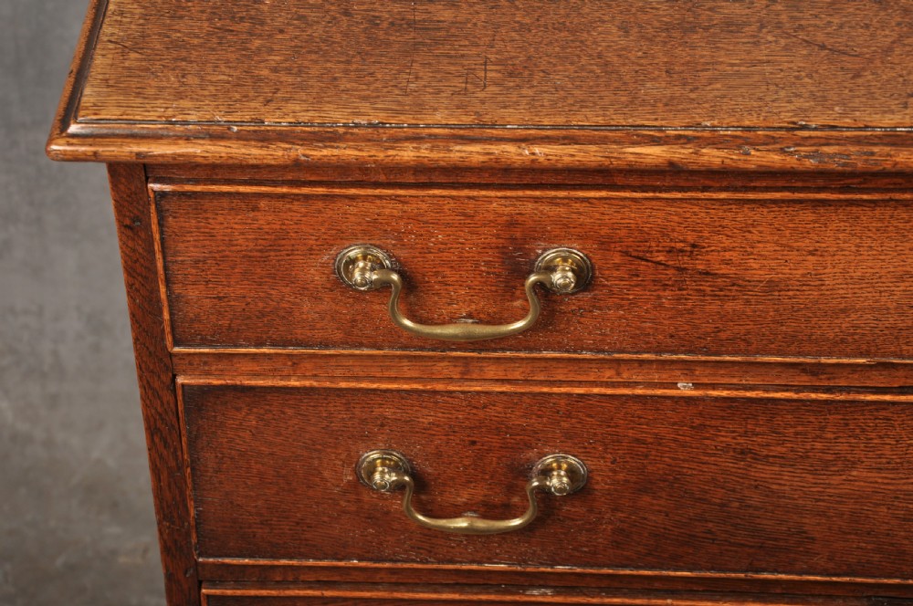 Small 18th Century Oak Chest Of Drawers View X