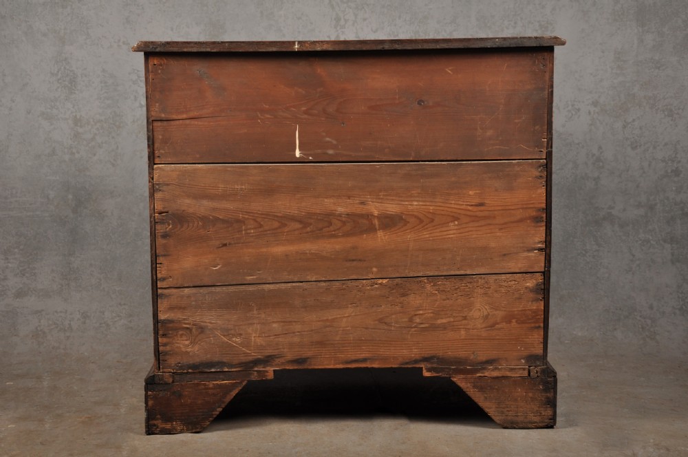 Small 18th Century Oak Chest Of Drawers View XIV