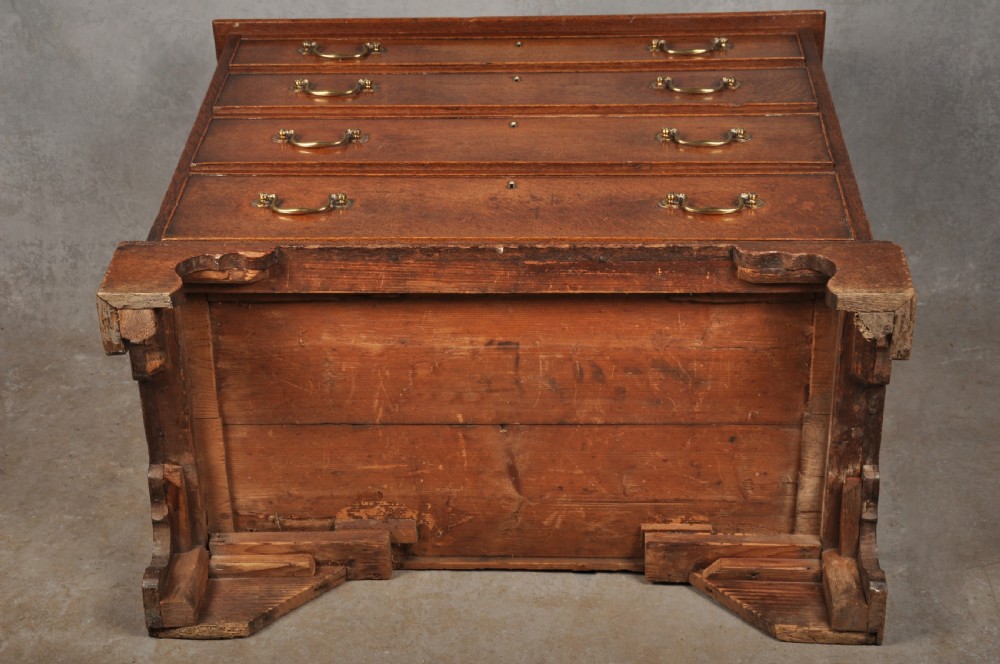 Small 18th Century Oak Chest Of Drawers View XV
