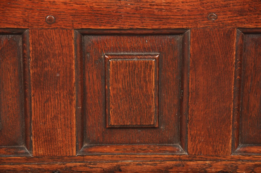 Small 18th Century Welsh Oak Coffer Bach View IV