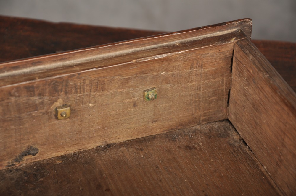 Small 18th Century Welsh Oak Coffer Bach View VIII