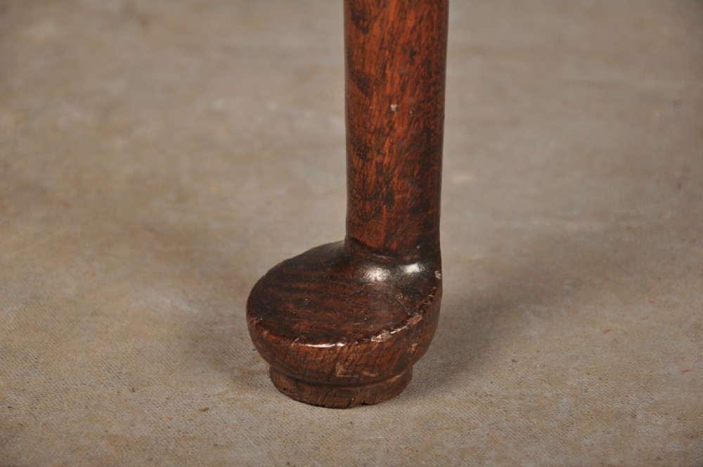 Early 18th Century Oak side table View VI