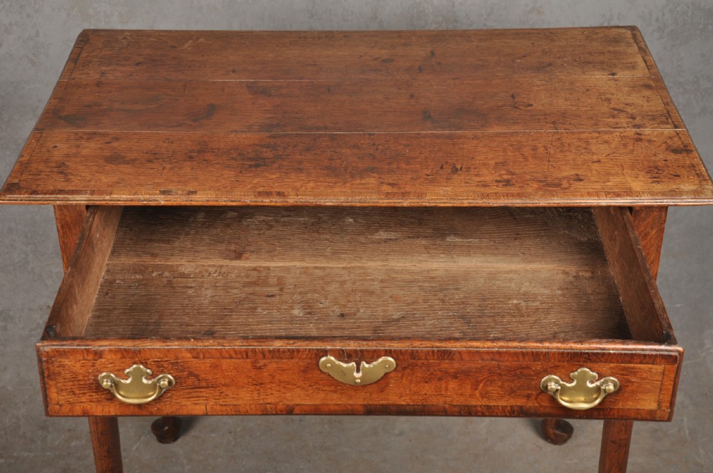 Early 18th Century Oak side table View VIII