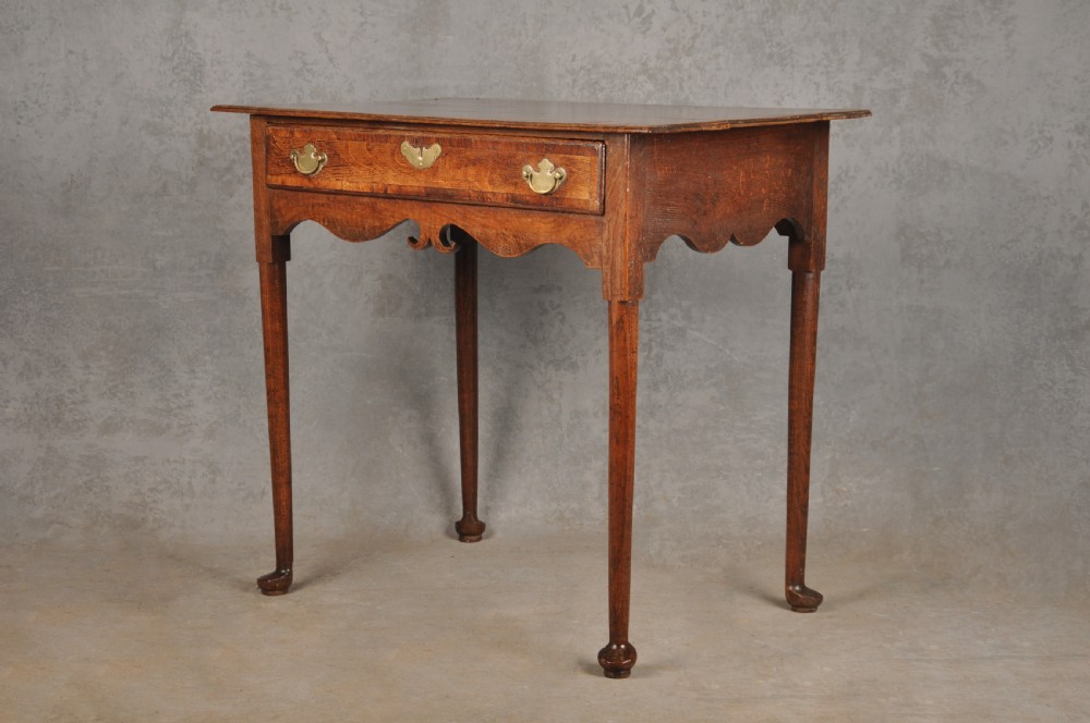 Early 18th Century Oak side table View XI