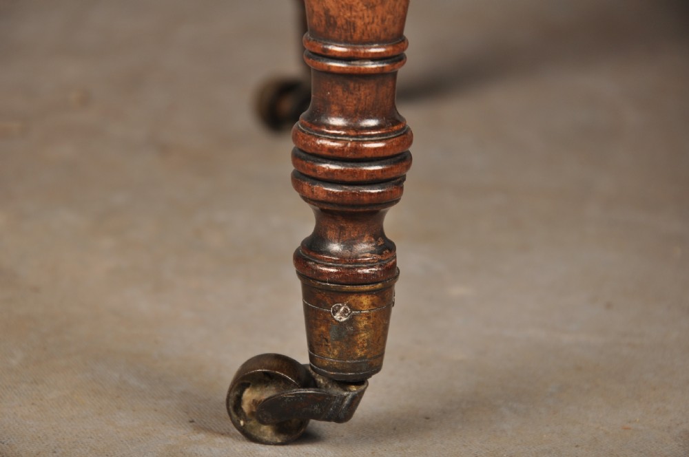 Regency Mahogany Canterbury  View III