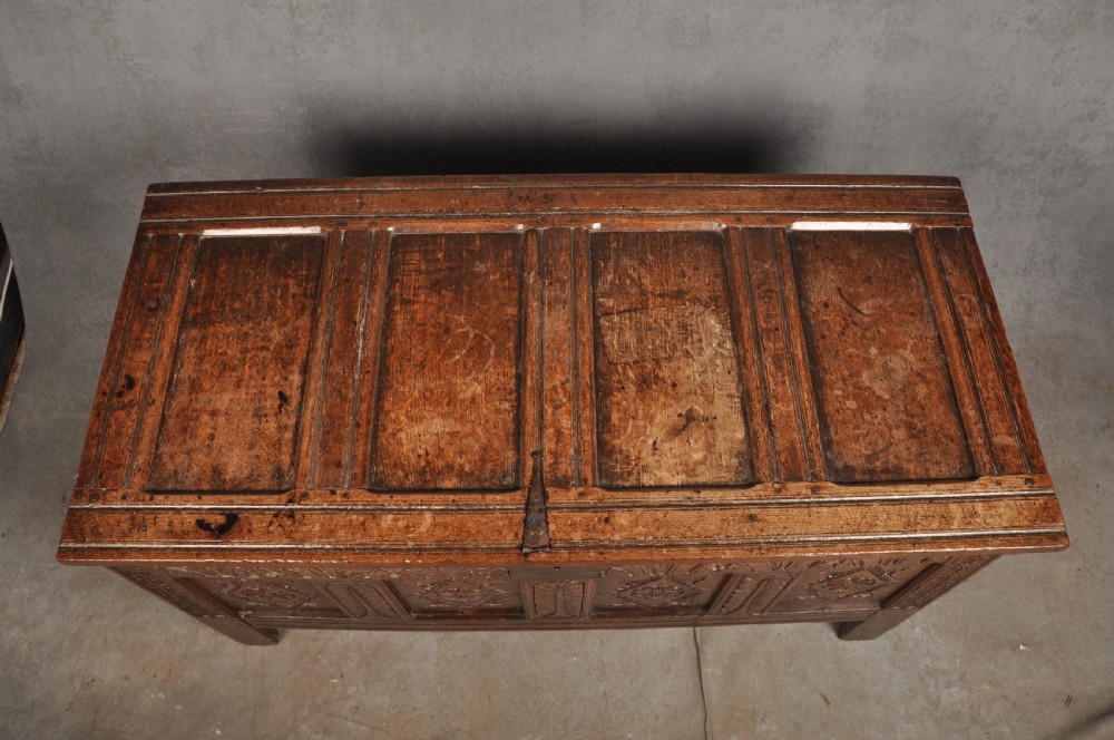 17th Century Oak Coffer View VI