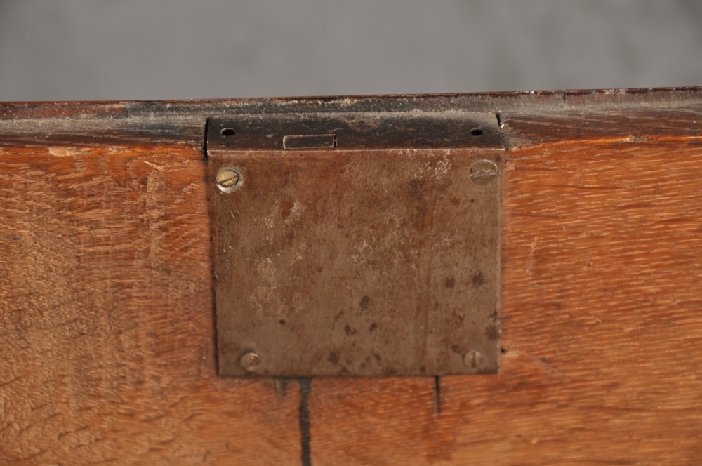 Small Early 18th Century Walnut Bureau View XVI