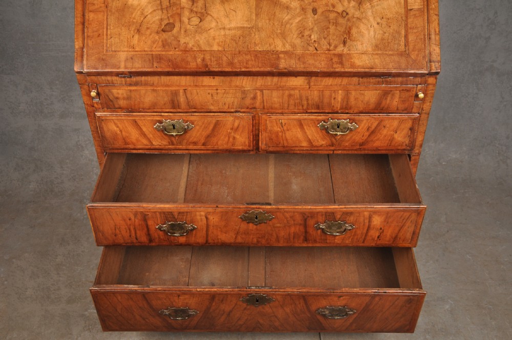 Small Early 18th Century Walnut Bureau View XVIII