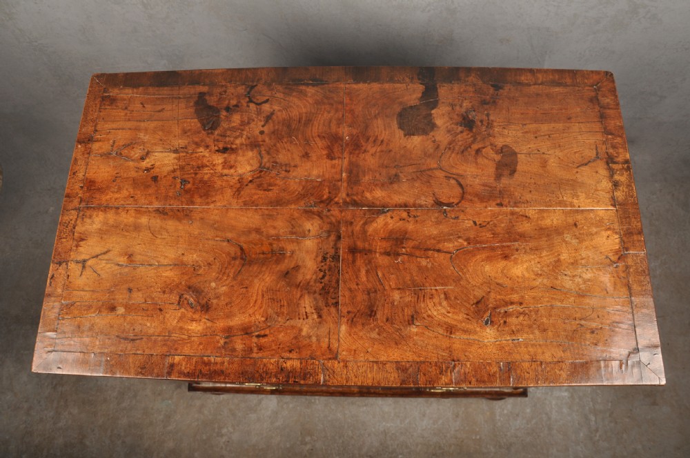 Fine 17th Century Walnut Chest Of Drawers View III
