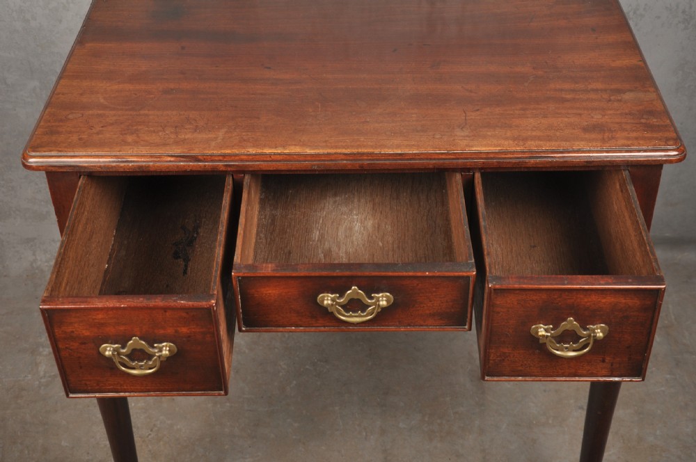 18th Century Irish Mahogany Lowboy View IV