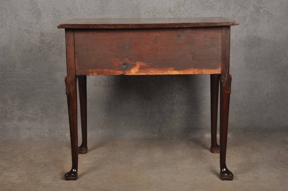 18th Century Irish Mahogany Lowboy View XI