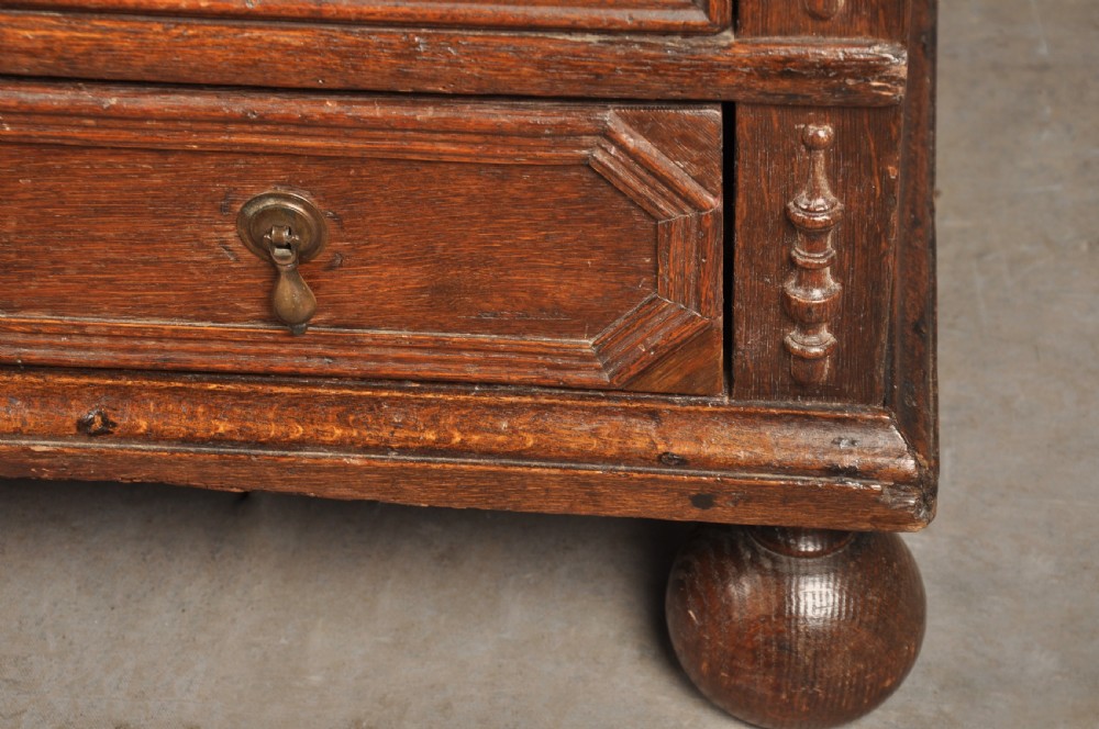 Small 17th Century Oak Chest Of Drawers View XIV
