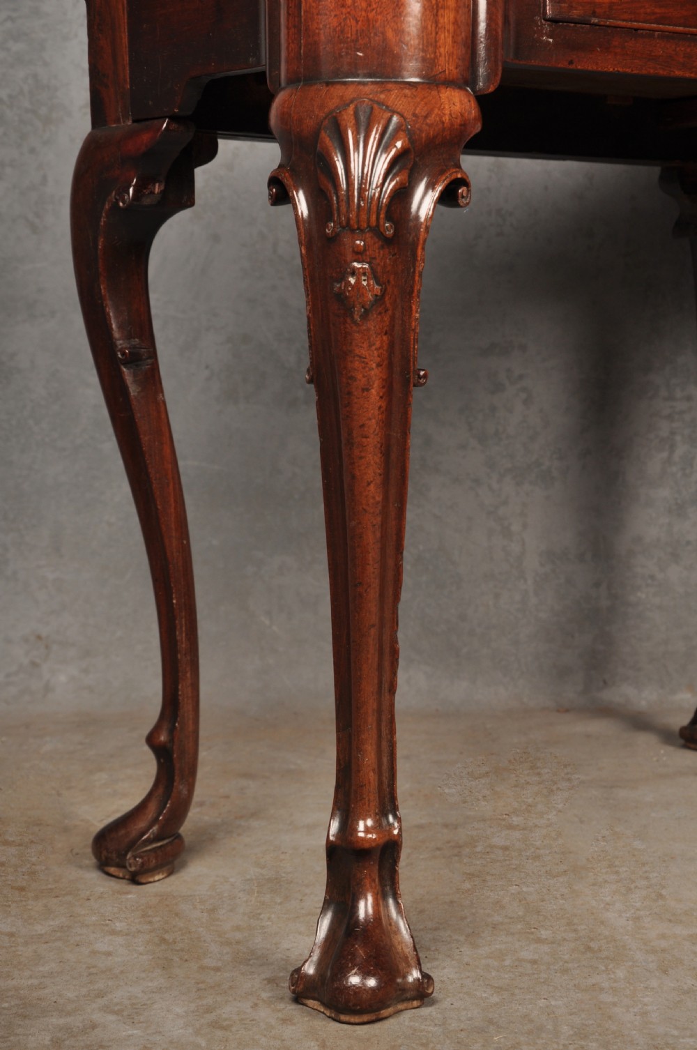 Fine 18th Century Irish Mahogany Tea Table View V