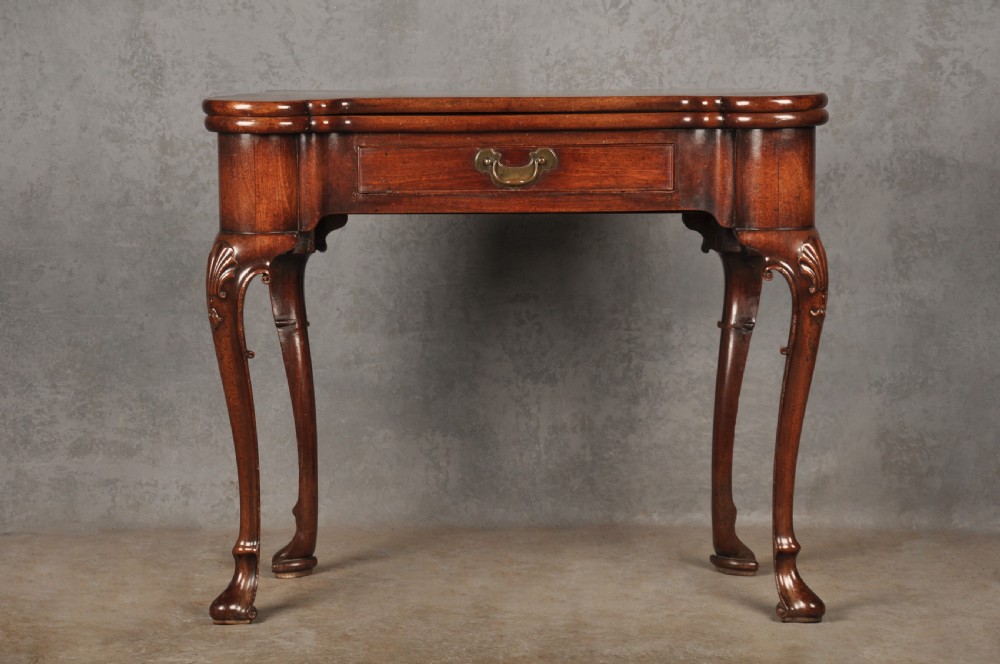 Fine 18th Century Irish Mahogany Tea Table View VI
