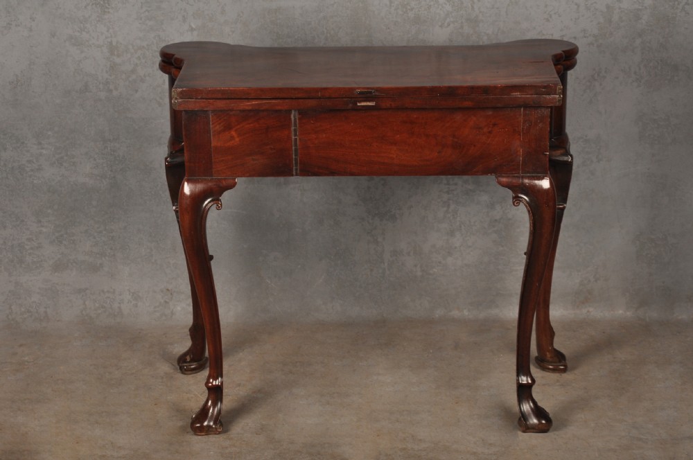 Fine 18th Century Irish Mahogany Tea Table View VIII