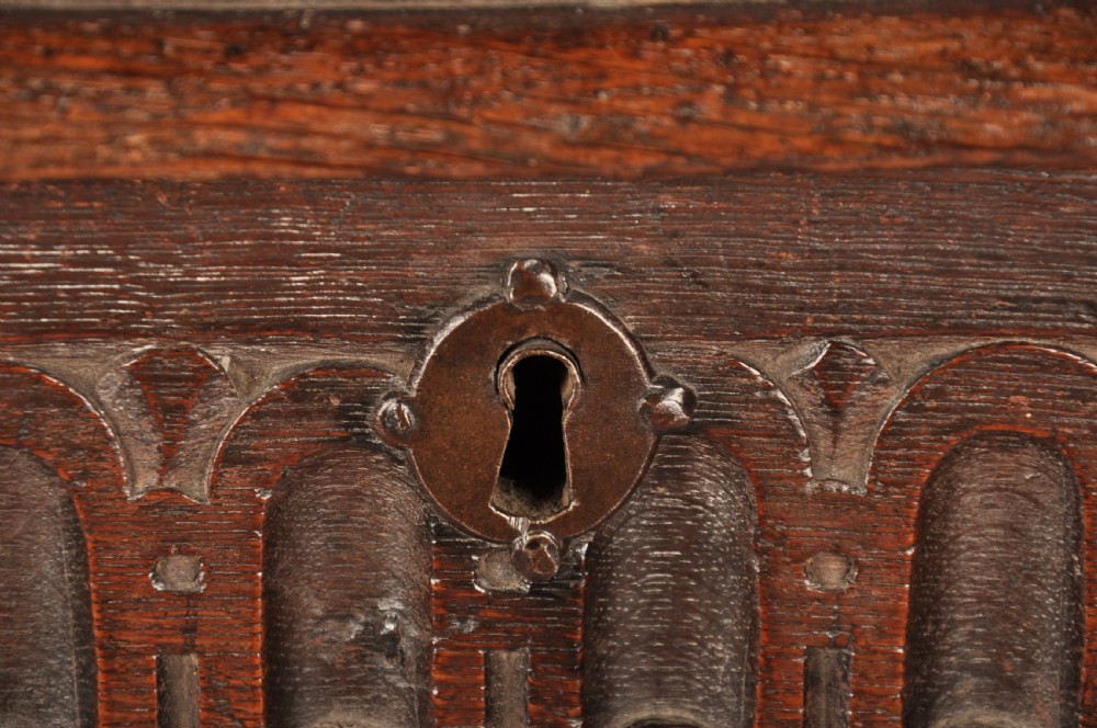 Elizabethan I Oak Coffer   View VII