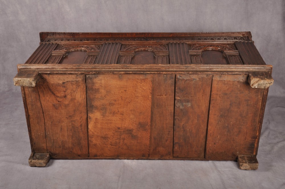 Elizabethan I Oak Coffer   View XVI