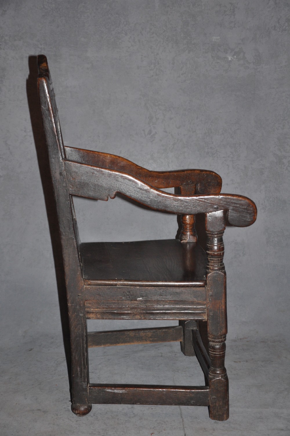 Oak wainscot chair View V