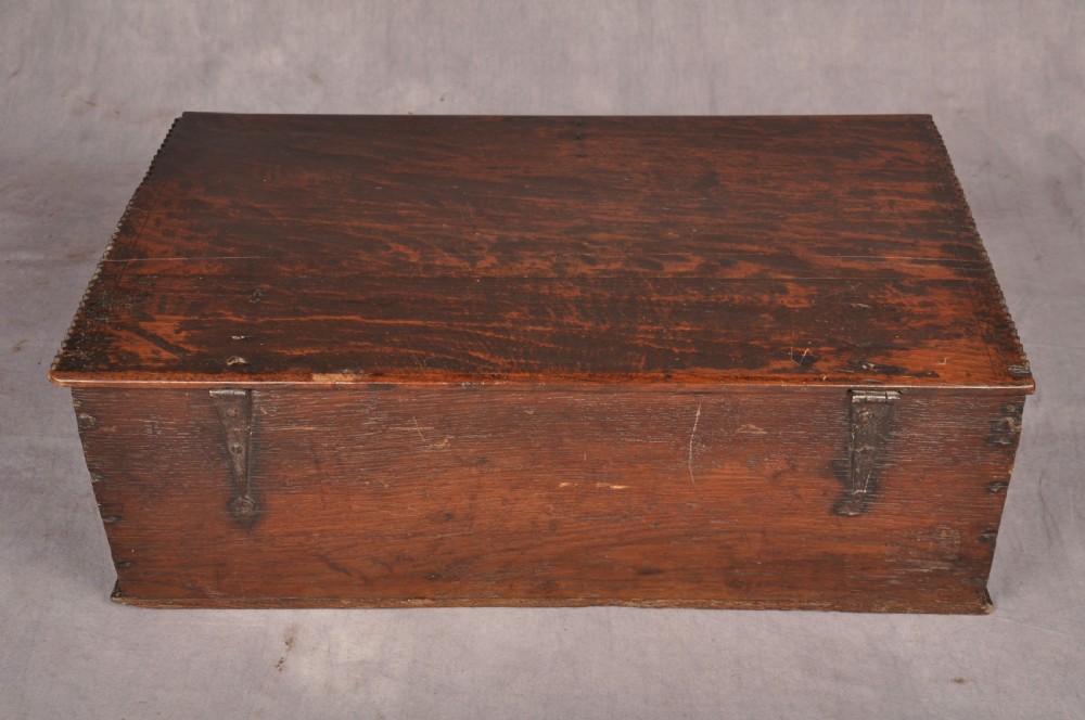 17th Century Oak Box View VIII