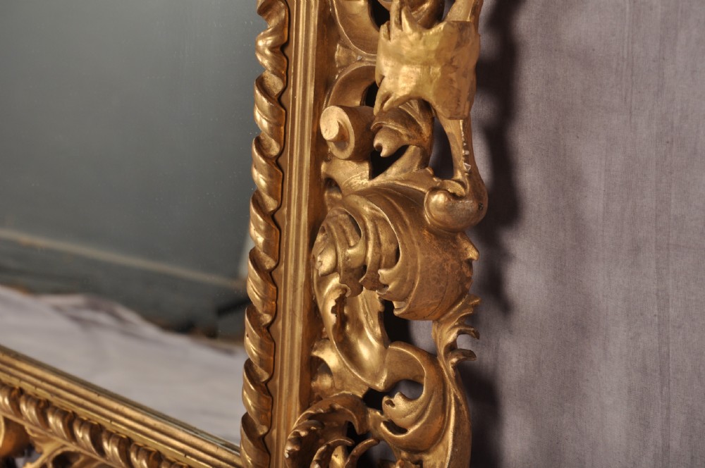Fine 19th Century Florentine Gilt-wood Mirror  View VI
