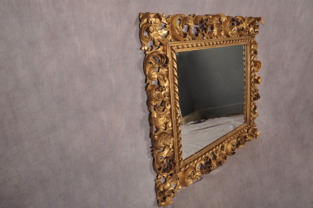 Fine 19th Century Florentine Gilt-wood Mirror  View VII