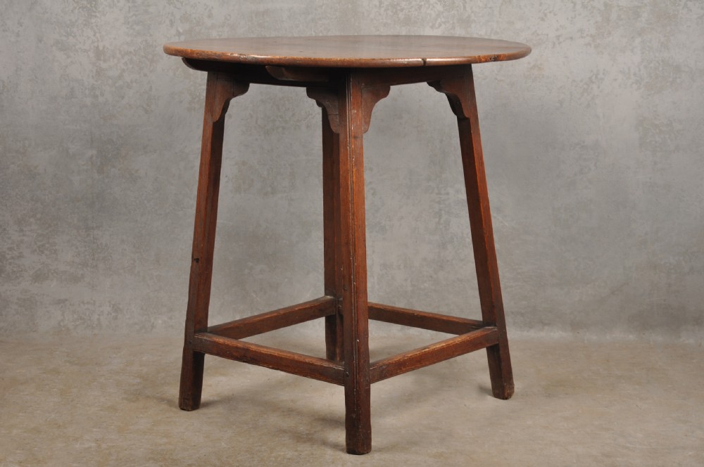 Rare 18th Century Circular Oak Table View III