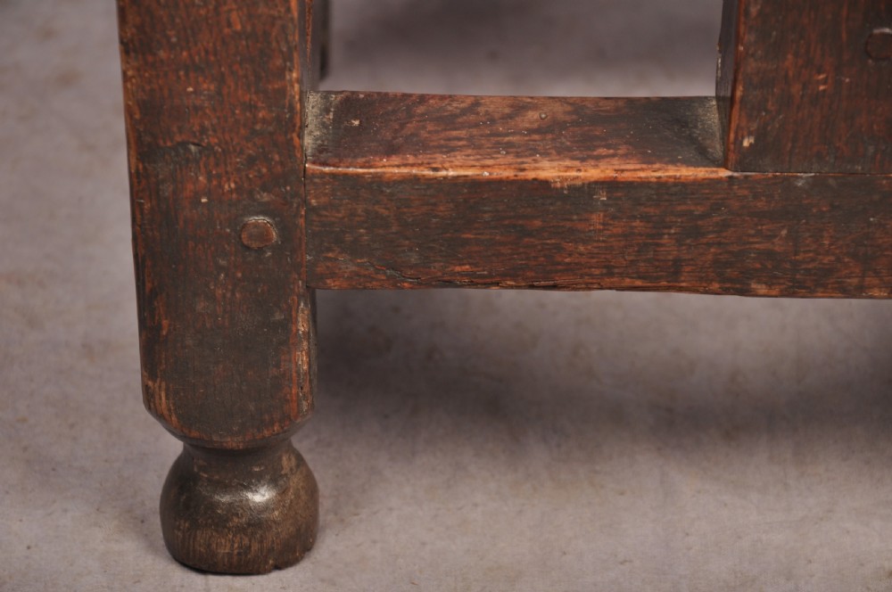 Rare 17th Century Gateleg Side Table View VIII