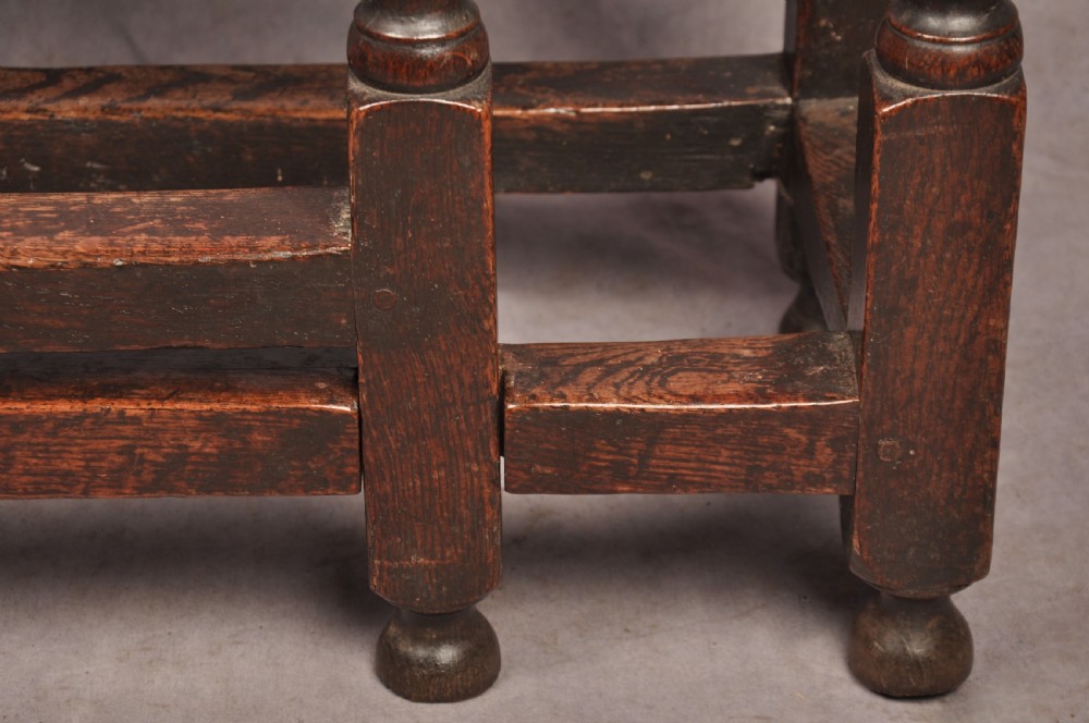 Rare 17th Century Gateleg Side Table View IX