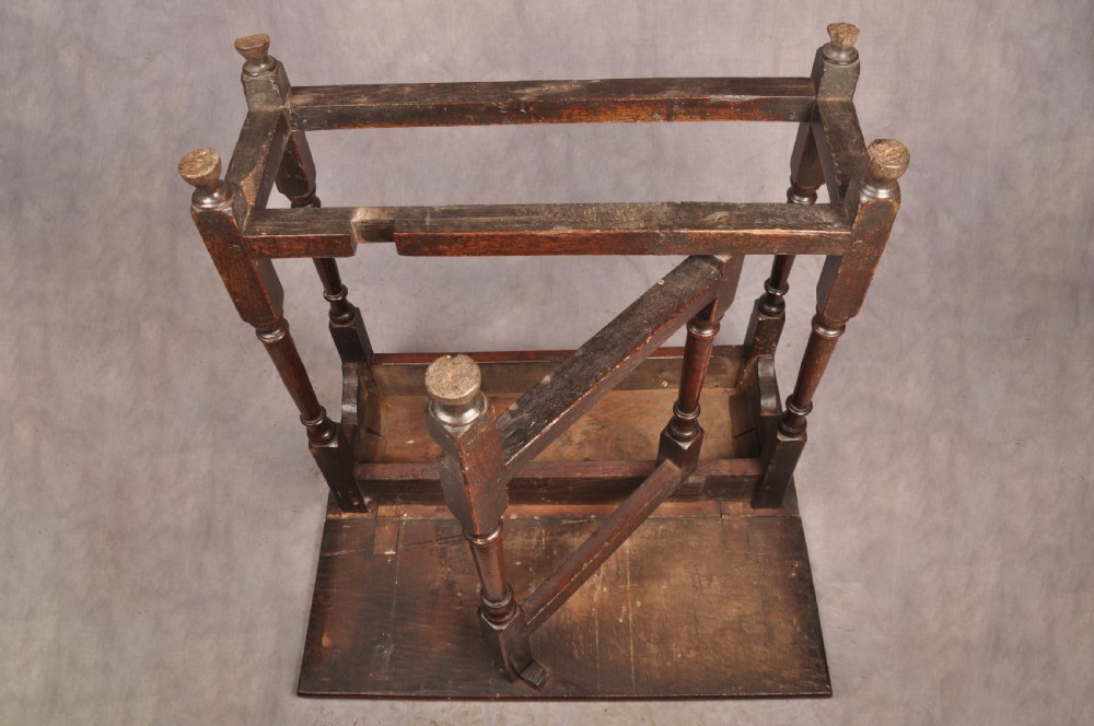 Rare 17th Century Gateleg Side Table View XIII