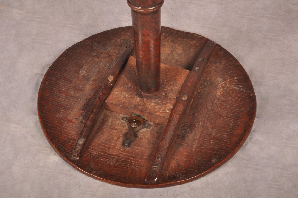 Small 18th Century Oak Tripod Table View V