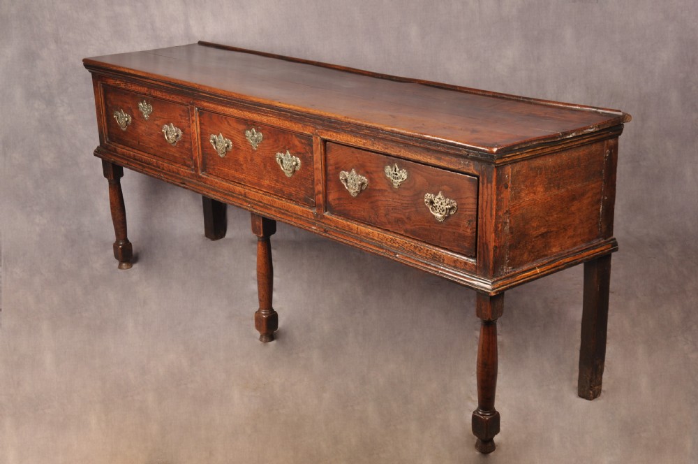 Early 18th Century Oak Dresser Base View XIII