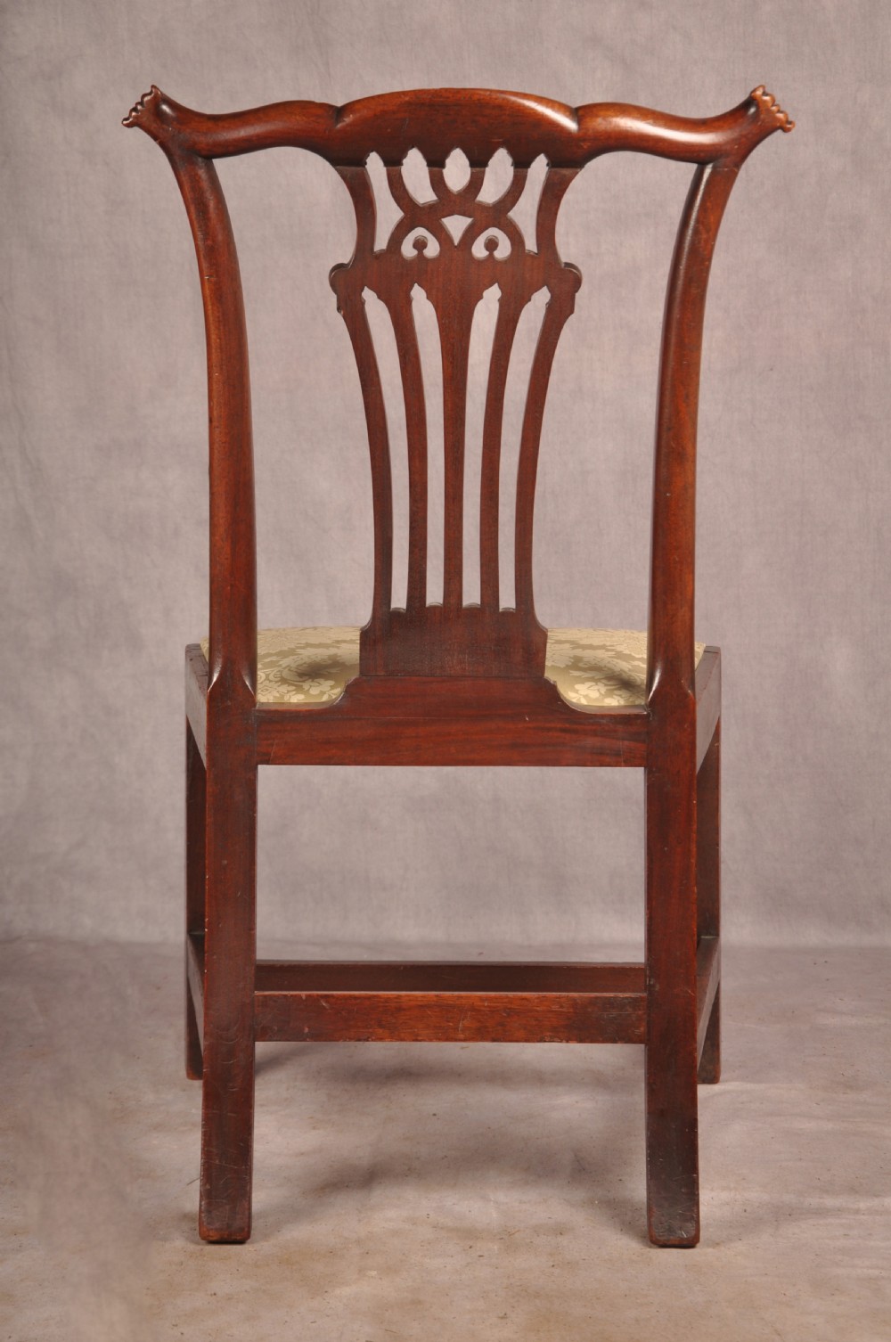 Fine Set Of Six Late 18th Century Chippendale chairs View IX