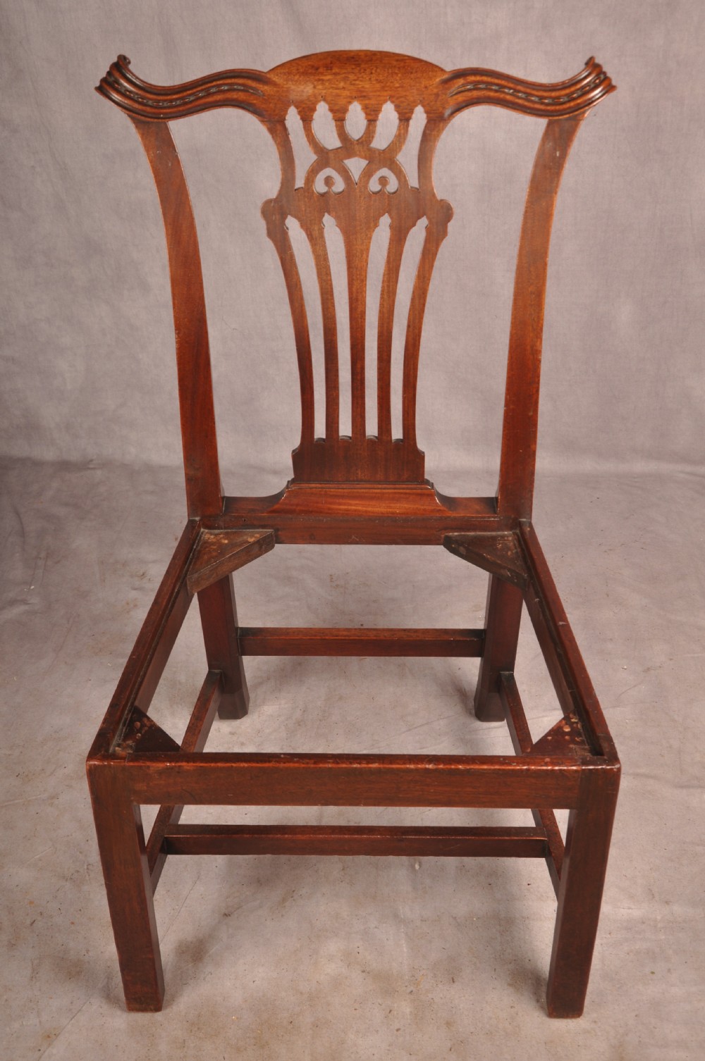 Fine Set Of Six Late 18th Century Chippendale chairs View X
