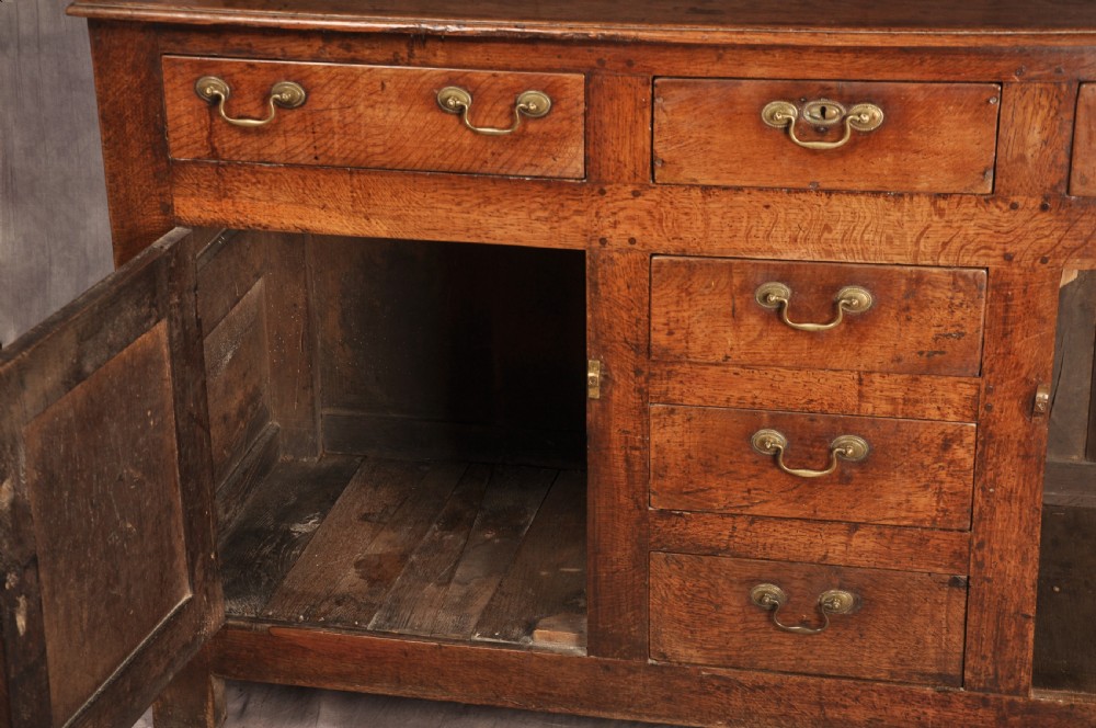 Fabulous Mid 18th Century Welsh Oak Dresser  View XIII