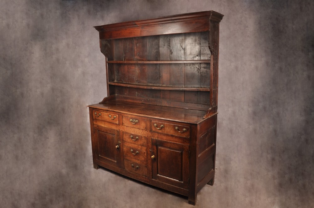 Fabulous Mid 18th Century Welsh Oak Dresser  View XVII