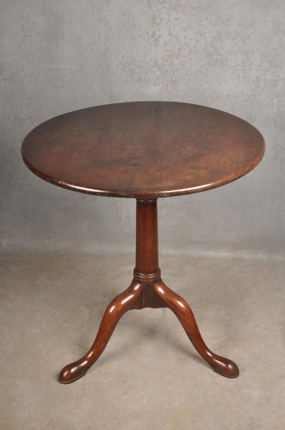 Mid 18th Century Mahogany Tripod Table