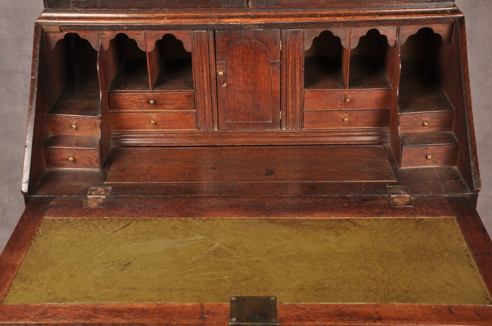 Early 18th Century Oak Bureau Bookcase View V