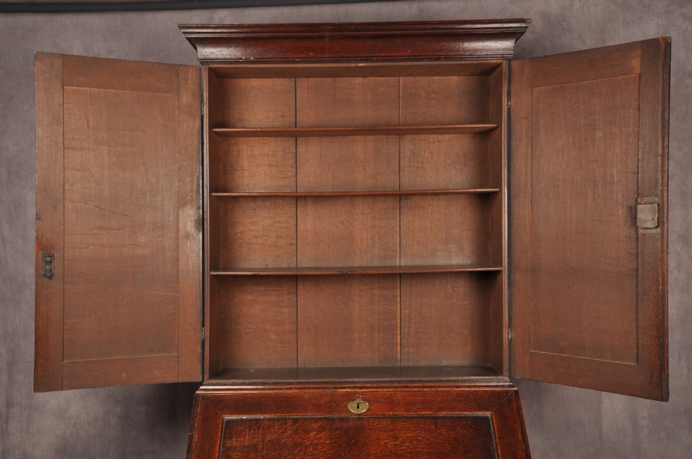 Early 18th Century Oak Bureau Bookcase View XV