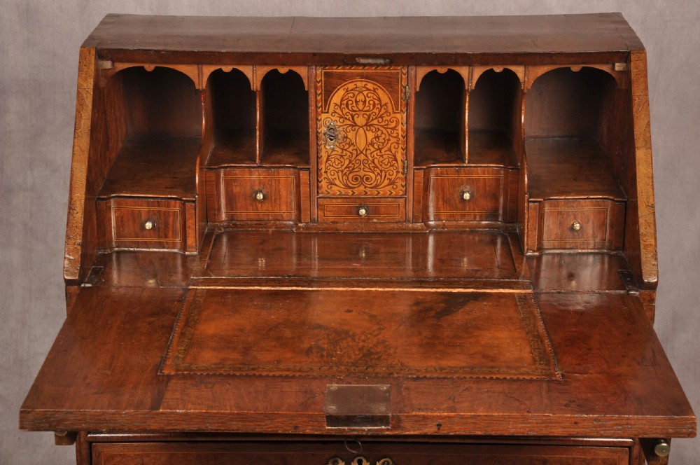 Rare late 17th Century Burr Elm & Walnut Bureau  View IX